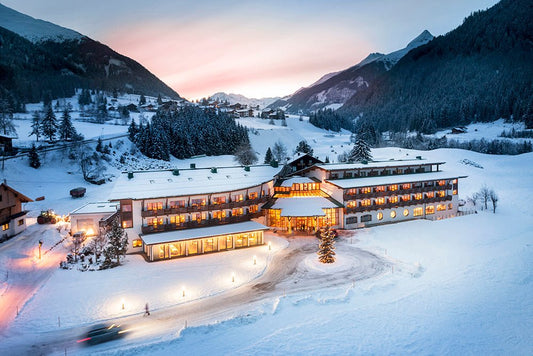 Hamacher Privat Hotel, Defereggental - QMS Medicosmetics - USA and North America